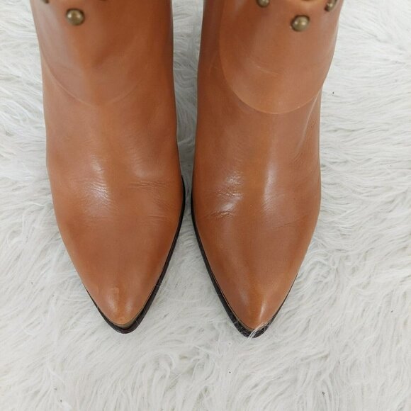 B Makowsky Womens Size 10W Quincy 3.5 Heeled Ankle Booties Brown Leather Studded - Picture 4 of 12